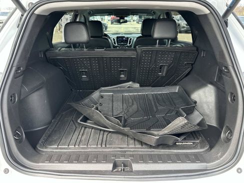 Certified 2022 Chevrolet Equinox Premier AWD/4WD image 9
