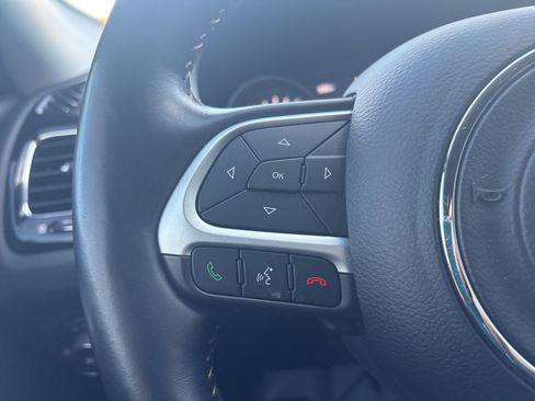 Used 2018 Jeep Compass Limited w/ Navigation Group image 32