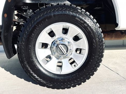 Used 2017 Ford F350 XLT image 20