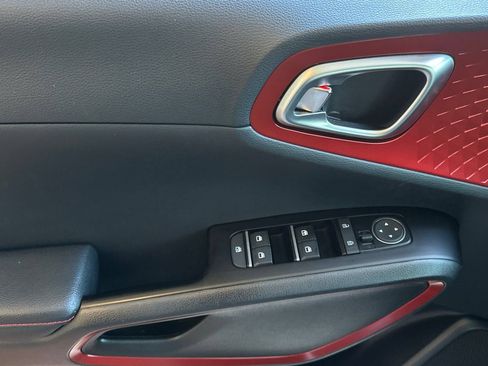 Certified 2025 Kia Soul GT-Line FWD image 11