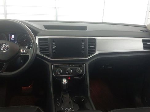 Used 2018 Volkswagen Atlas Launch Edition image 19