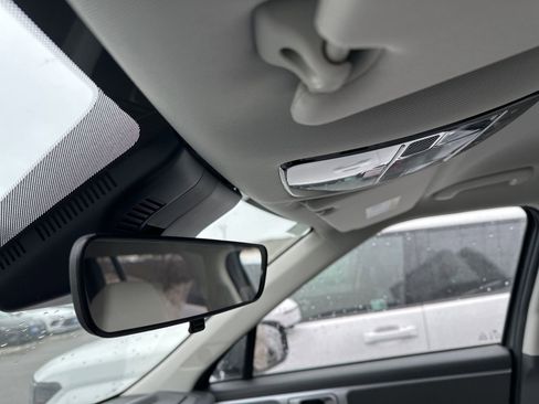 New 2026 Hyundai Santa Fe SE image 40