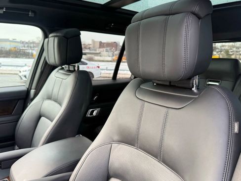 Used 2022 Land Rover Range Rover Westminster Edition image 10