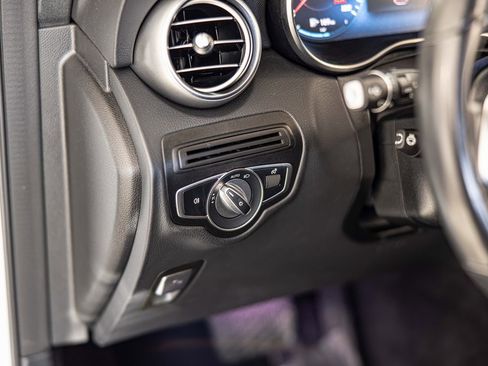 Used 2022 Mercedes-Benz GLC 300 GLC 300 image 20