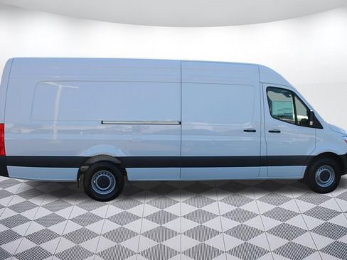 New 2026 Mercedes-Benz Sprinter 2500 image 15