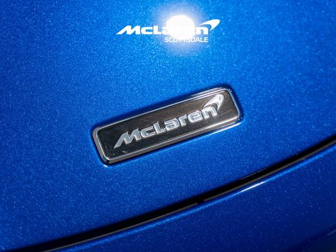 Used 2024 McLaren 750S Spider RWD image 19