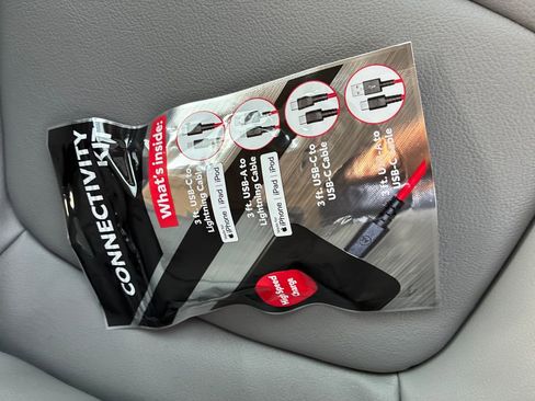 New 2026 Toyota Sienna XLE image 45