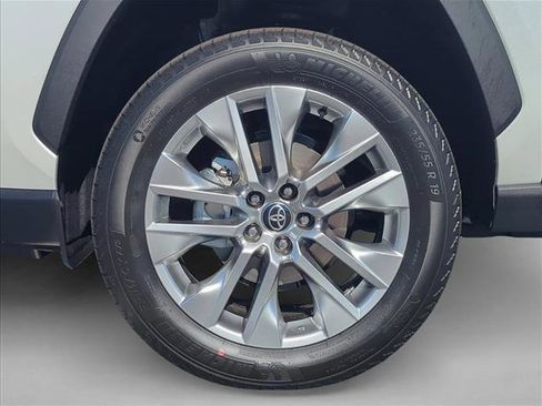 New 2025 Toyota RAV4 XLE Premium image 9