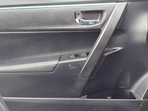 Used 2014 Toyota Corolla S FWD image 13