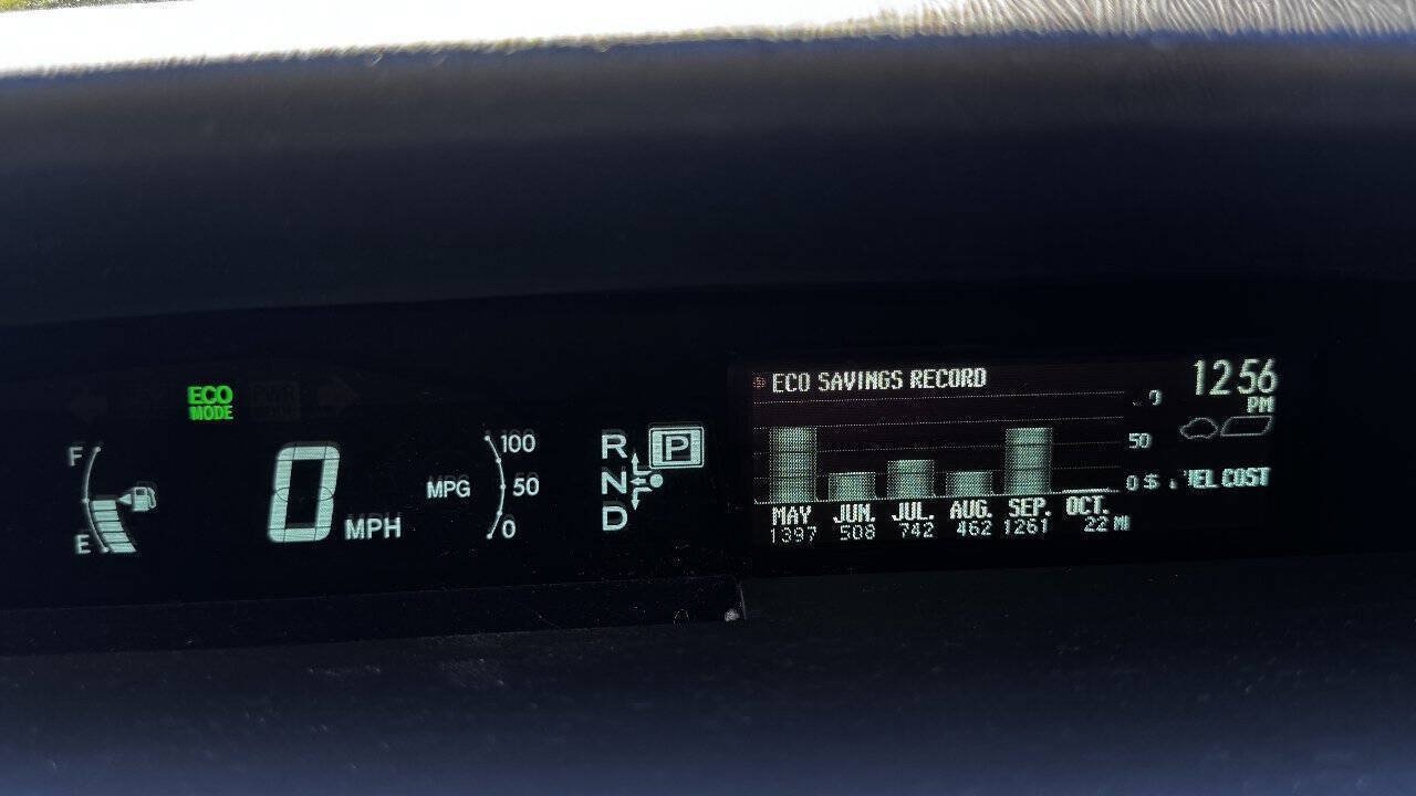 Used 2012 Toyota Prius Two FWD image 15