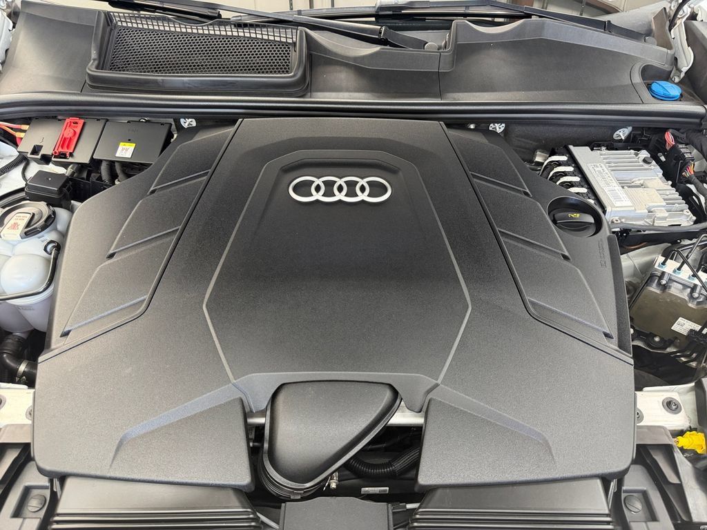 Used 2021 Audi Q8 Premium Plus w/ Premium Plus Package AWD/4WD image 20