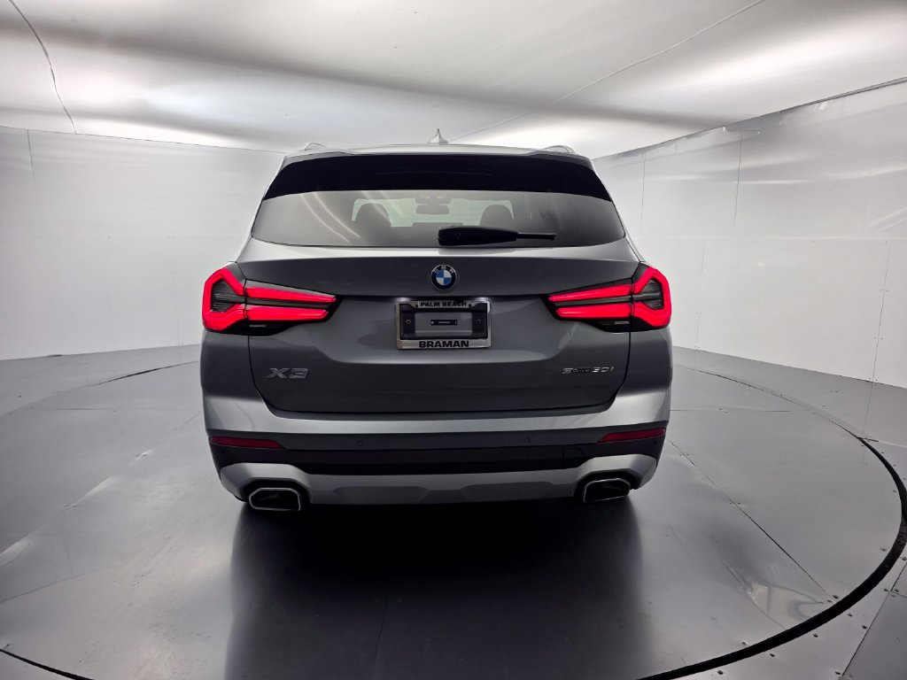 Used 2024 BMW X3 sDrive30i w/ Convenience Package RWD image 5