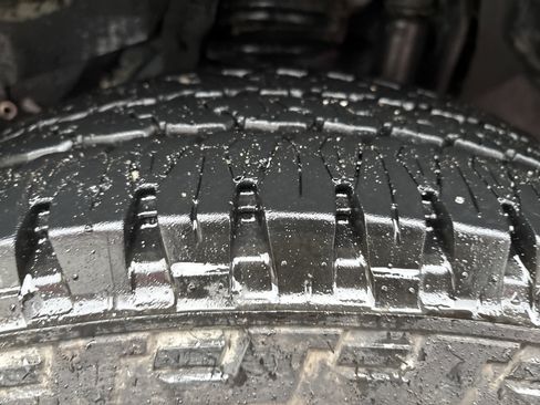 Used 2024 RAM 2500 Laramie w/ Safety Group image 11