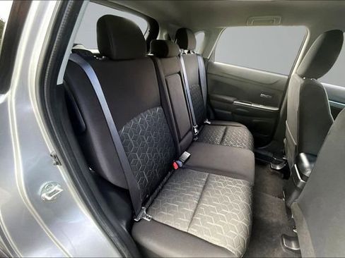 Used 2025 Mitsubishi Outlander Sport AWD image 24