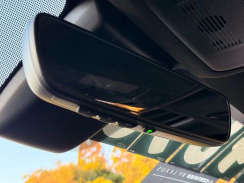 Certified 2025 Lexus IS 350 F Sport image 31