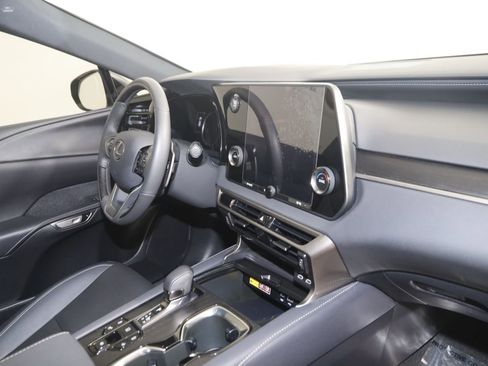 Used 2024 Lexus RX 350 Premium w/ Accessory Package (Z1) AWD/4WD image 42