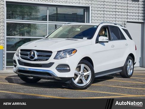 Used 2019 Mercedes-Benz GLE 400 4MATIC image 1
