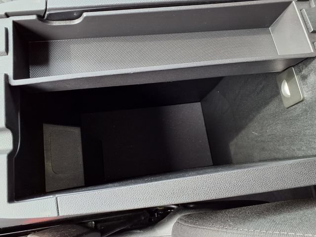 Used 2024 Chevrolet Equinox LT FWD image 56