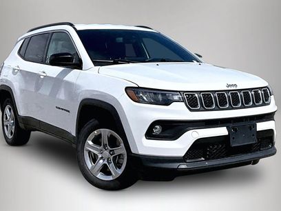 Used 2024 Jeep Compass Latitude