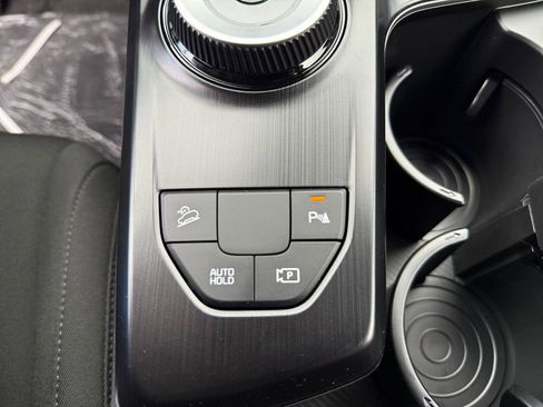 New 2026 Kia Sportage S AWD/4WD image 18