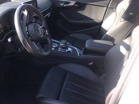 Used 2019 Audi A4 2.0T Premium Plus AWD/4WD image 5