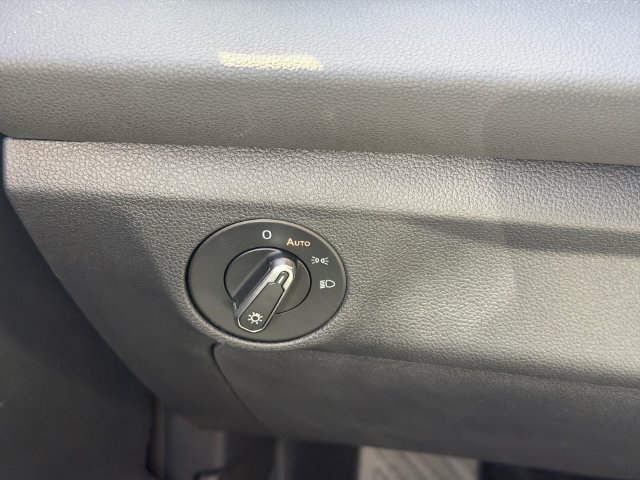Used 2026 Volkswagen Jetta S FWD image 28