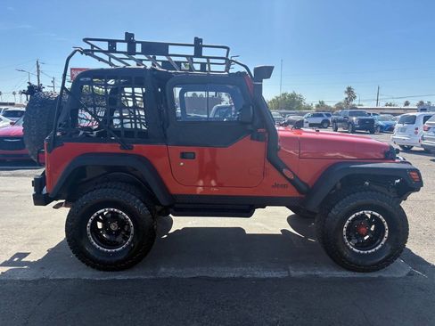 Used 2006 Jeep Wrangler Sport w/ 30" Tire & Wheel Group AWD/4WD image 10