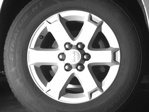 Used 2013 GMC Acadia SLE AWD/4WD image 13