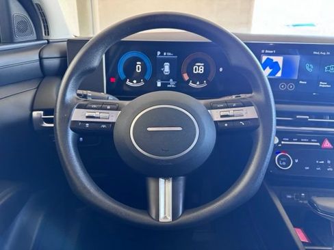 Used 2025 Hyundai Tucson SEL AWD/4WD image 14