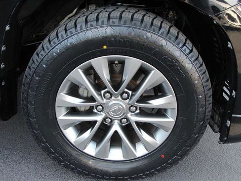 Used 2015 Lexus GX 460 Luxury image 42