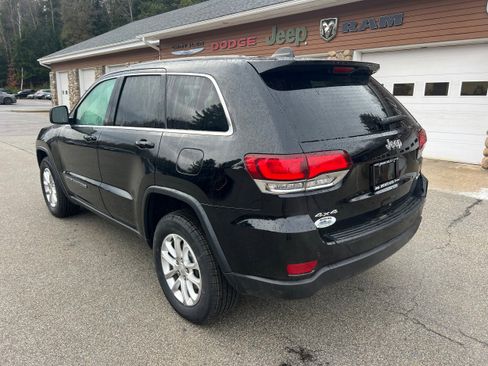 Used 2022 Jeep Grand Cherokee Laredo E w/ Security & Convenience Group image 7