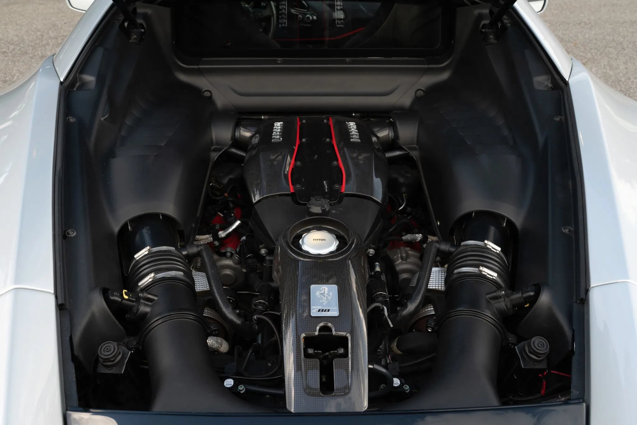 Used 2019 Ferrari 488 Pista Coupe RWD image 14