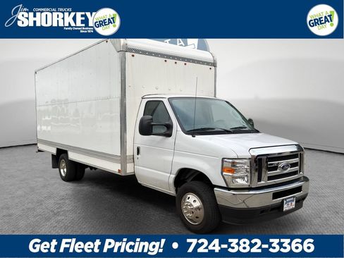 Used 2022 Ford E-450 and Econoline 450 Super Duty w/ Power Windows & Locks Group RWD image 1