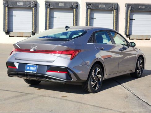 New 2026 Hyundai Elantra Limited w/ Cargo Package FWD image 4