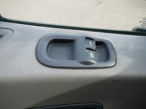 Used 2020 Ford Transit 250 Low Roof image 19