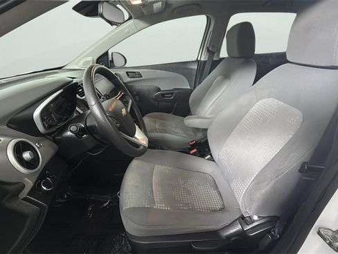Used 2019 Chevrolet Sonic LT image 17