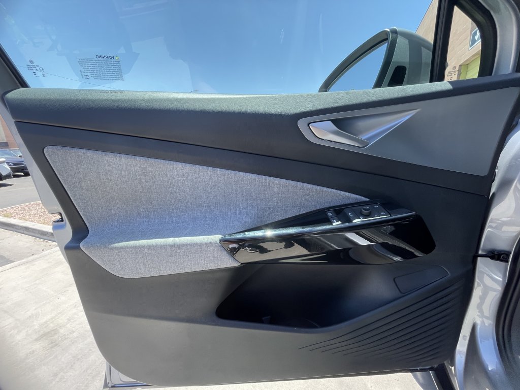 Used 2023 Volkswagen ID.4 Pro RWD image 24