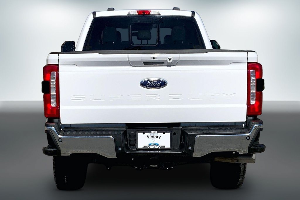Used 2024 Ford F350 Lariat w/ Camper Package AWD/4WD image 4
