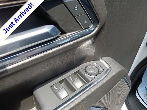 Used 2024 GMC Sierra 1500 Elevation AWD/4WD image 12