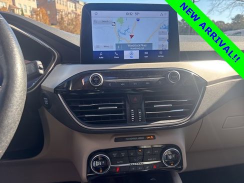 Used 2021 Ford Escape SEL w/ Technology Package image 10