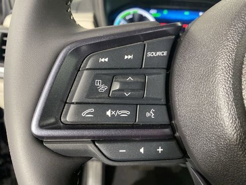 Certified 2025 Subaru Forester Limited AWD/4WD image 26
