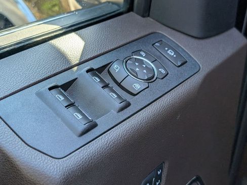 Used 2021 Ford F250 King Ranch image 30