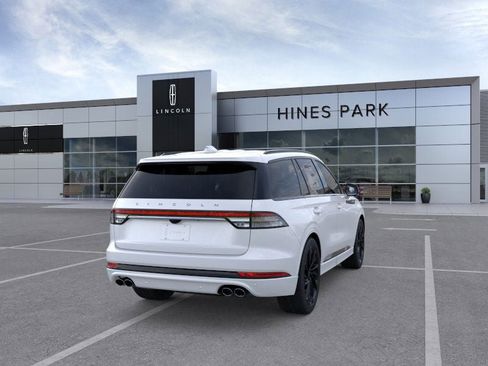 New 2025 Lincoln Aviator Reserve w/ Jet Appearance Package image 8