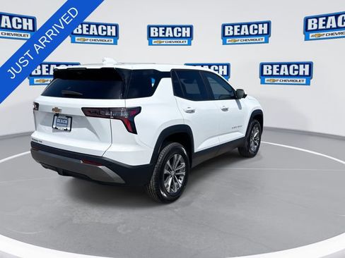New 2026 Chevrolet Equinox LT w/ Convenience Package II AWD/4WD image 8