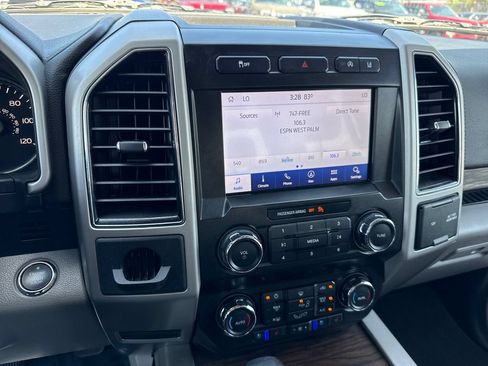Used 2020 Ford F150 Lariat RWD image 17