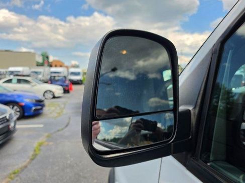 Used 2017 GMC Savana 2500 RWD image 28
