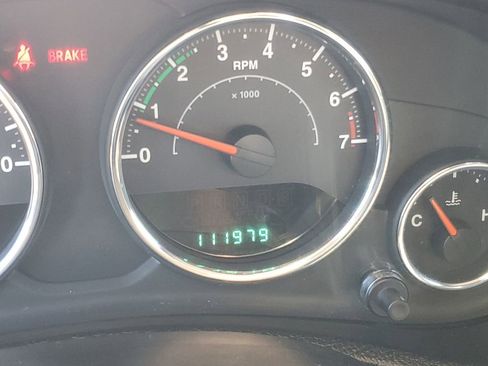 Used 2012 Jeep Wrangler Unlimited Sport w/ Trailer Tow Group image 9