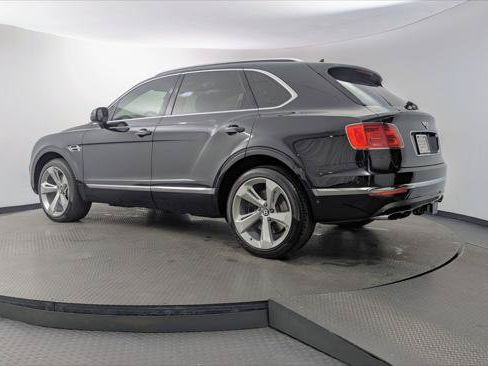 Used 2019 Bentley Bentayga AWD/4WD image 6