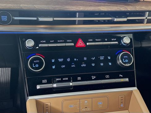 New 2026 Hyundai Santa Fe Limited AWD/4WD image 14