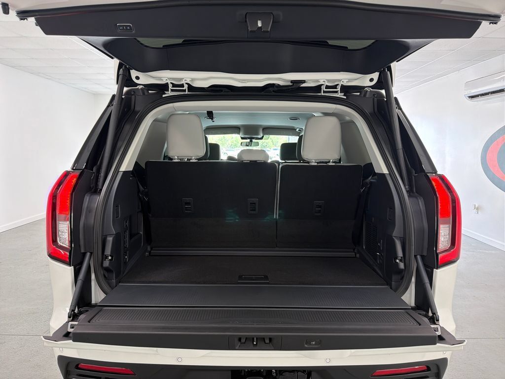 New 2027 Ford Expedition Active RWD image 8